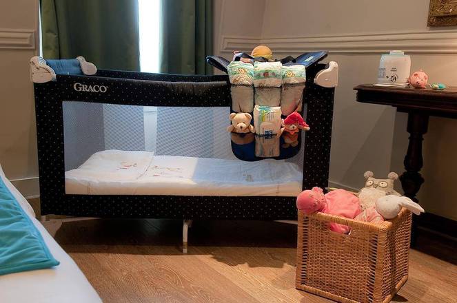 Hôtel De La Porte Dorée, Paris