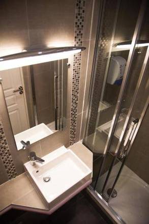 Hotel La Petite Rosa, Paris