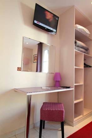 Hotel La Petite Rosa, Paris
