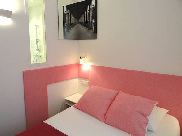 Hôtel Mistral, Paris