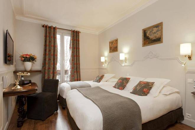 Hôtel De La Porte Dorée, Paris